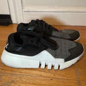 Y3 - Shoes - Size 8.5